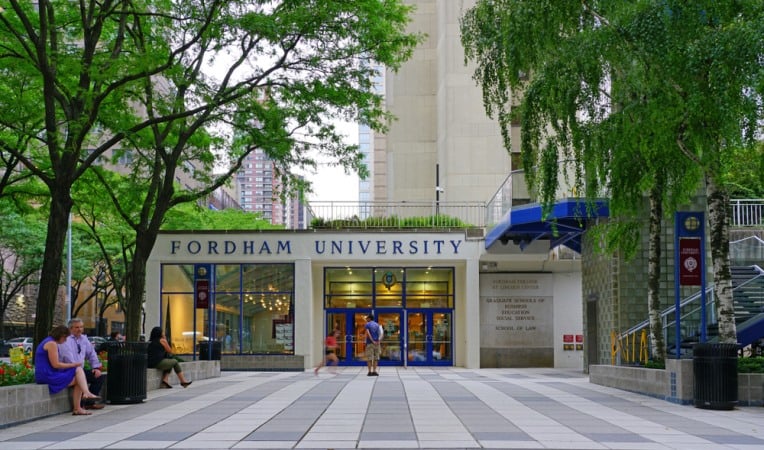 Giảng viên triết học đại học Fordham: Công bố của Pháp Luân Công gợi nhớ tới Plato